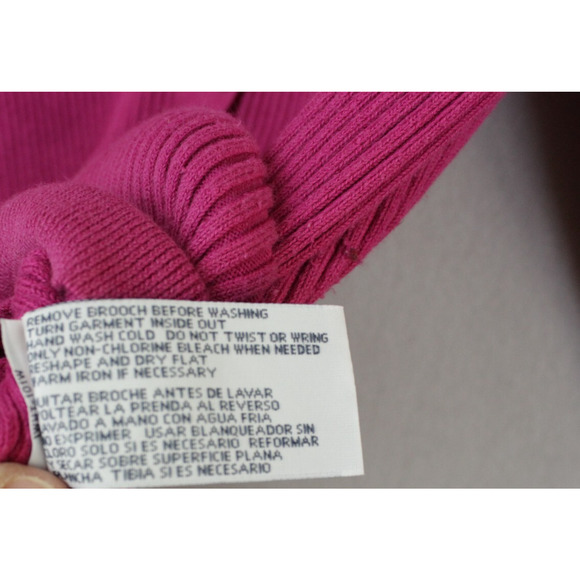 Izod Fuschia 3/4 Sleeve Ribbed Cardigan Sweater Medium Buttoned - Picture 9 of 9